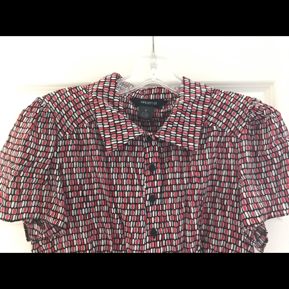 Arden B Collared Button Fitted Top - image 3